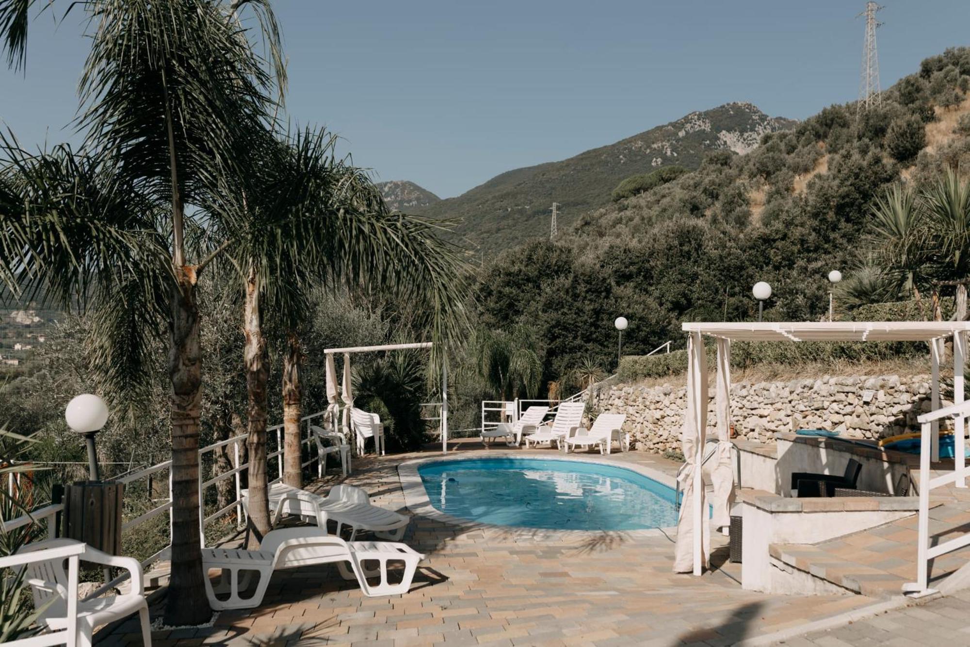 B&B Tenuta San Felice Campagna Extérieur photo